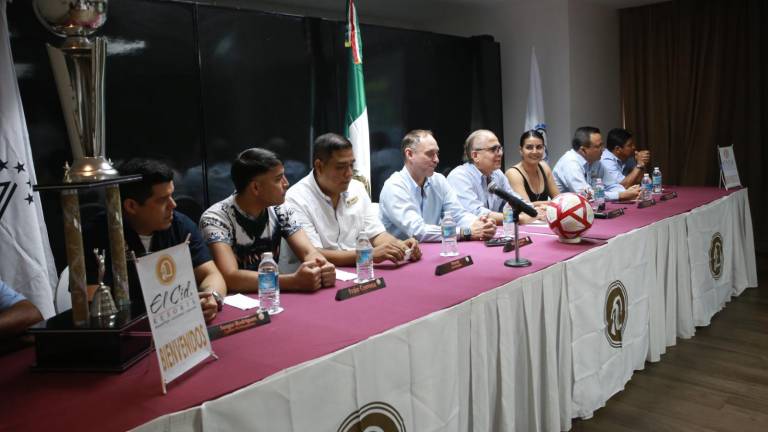 Almacén FC y Mantenimiento FC vuelven a chocar por el título del Intramuros de El Cid