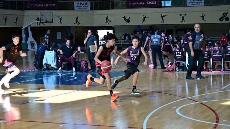 Mazatlán varonil se impone a Guasave.