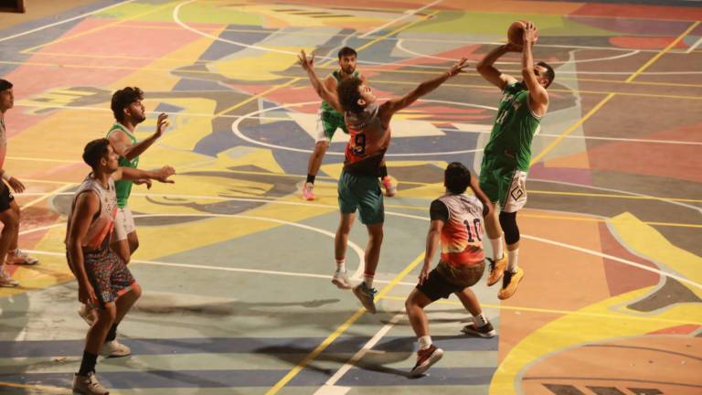 Restaurante El Velero es uno de los equipos participantes.