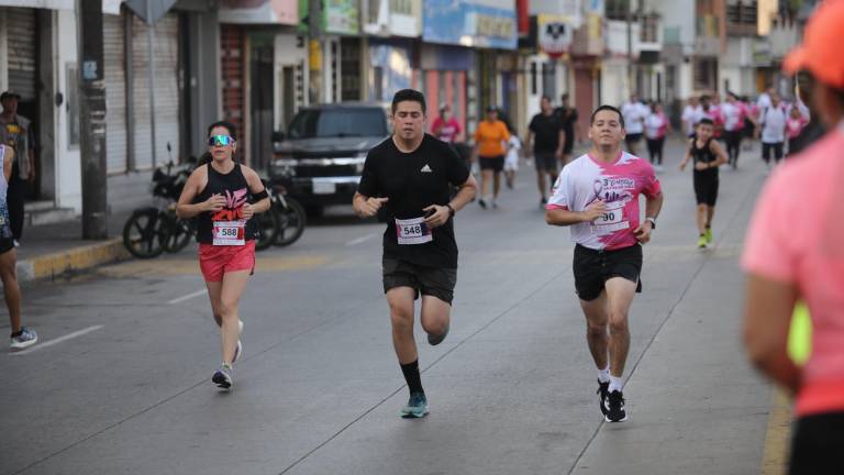 Se realiza la tercera edición de la Carrera Lazos de Vida.
