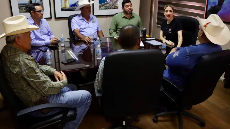 Representantes ganaderos se reunieron con la Alcaldesa de Mazatlán Estrella Palacios Domínguez.