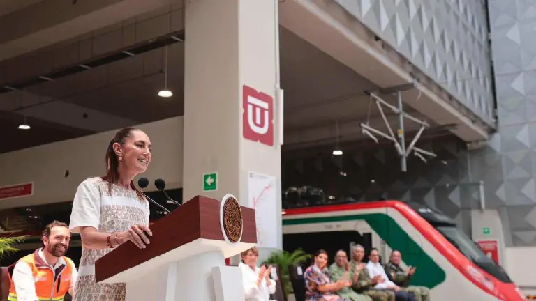 El tren conecta a la estación Buenavista en CDMX con el AIFA.