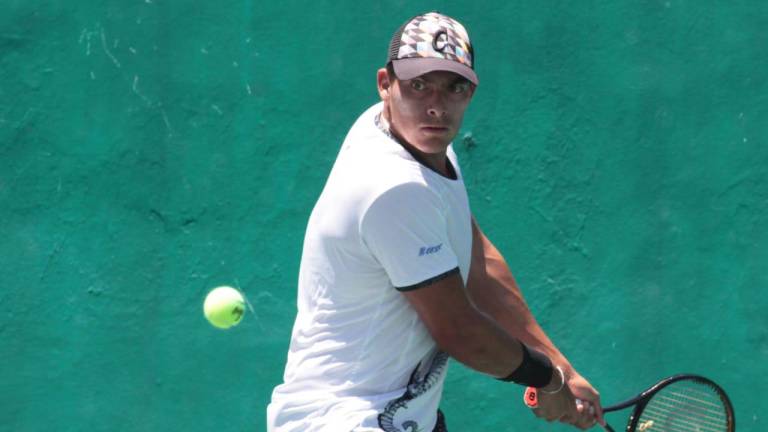 Gerardo López se lleva el título en el Racquet Club Las Gaviotas.