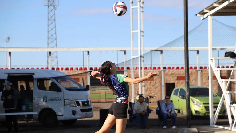 Participan en el torneo las ramas femenil y varonil, con premios en efectivo e inscripción gratuita.