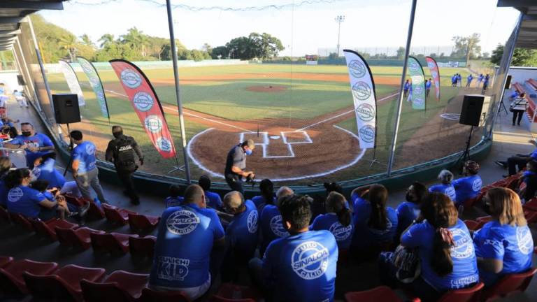 El estadio de beisbol “Julio César Urías” en su esplendor.