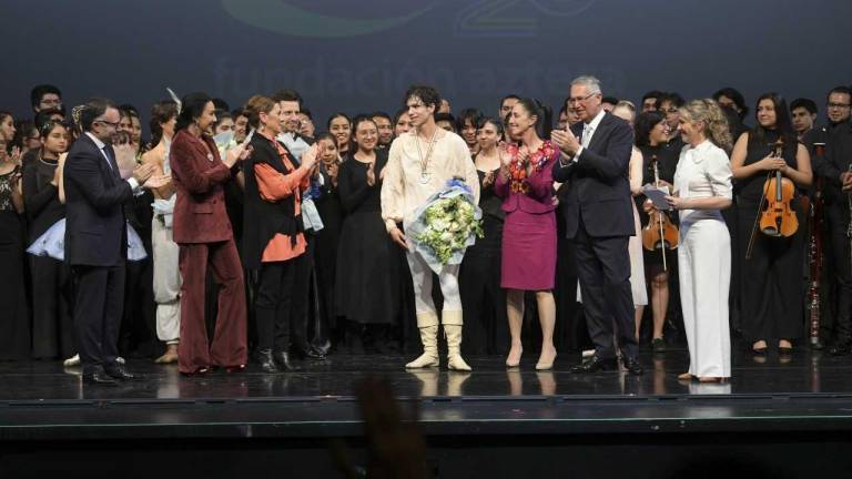 Celebra Fundación Azteca 25 años con una gala de ballet con Isaac Hernández