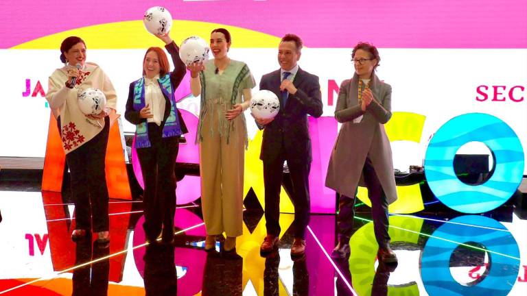 La Secretaria de Turismo de México Josefina Rodríguez Zamora, junto con la Ciudad de México, Jalisco y Nuevo León, además de Pablo Lemus Navarro, Gobernador de Jalisco, presentan en FITUR, España, “El Legado de México 2026”.