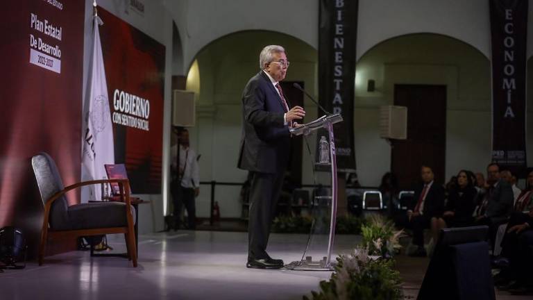 Rubén Rocha Moya presentó el Plan Estatal de Desarrollo 2022-2027