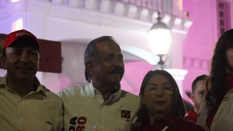 Jesús Estrada Ferreiro arrancó en la madrugada la campaña por el Senado por el PT.
