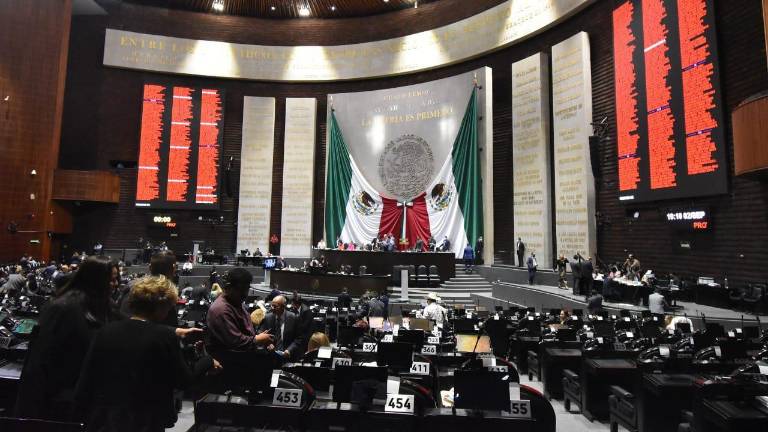 Diputados dieron trámite a la iniciativa de reformas para adherir a la Guardia Nacional a la Secretaría de la Defensa Nacional.