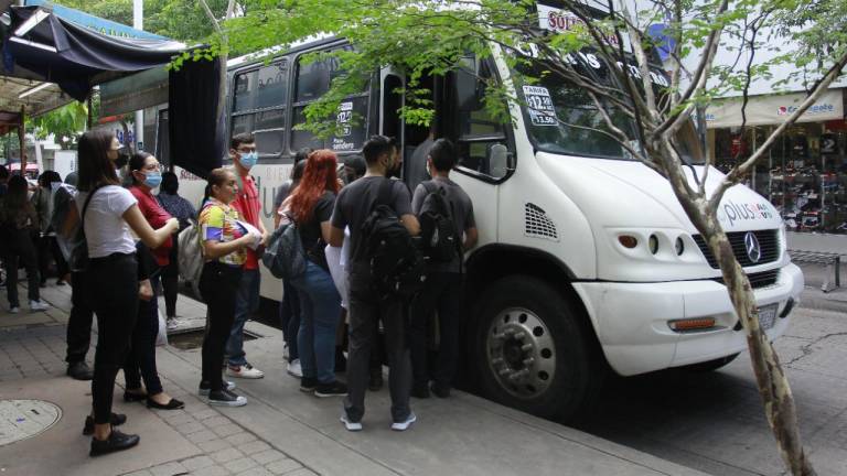 Aumento de estudiantes en camiones no ha impactado en las ganancias, dicen permisionarios de Culiacán