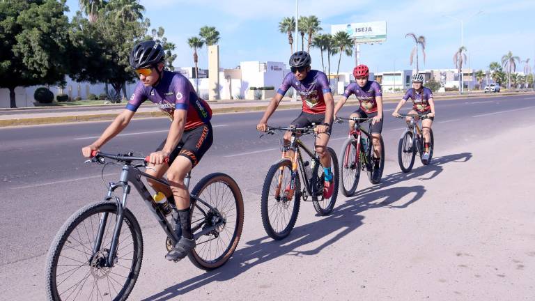 Los ciclistas de montaña de la UAS esperan lograr buenos resultados en El Fuerte.