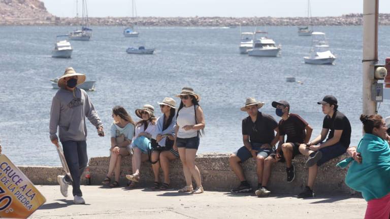 Turistas ya reservan otra vez para viajar a Mazatlán en verano: Manguart