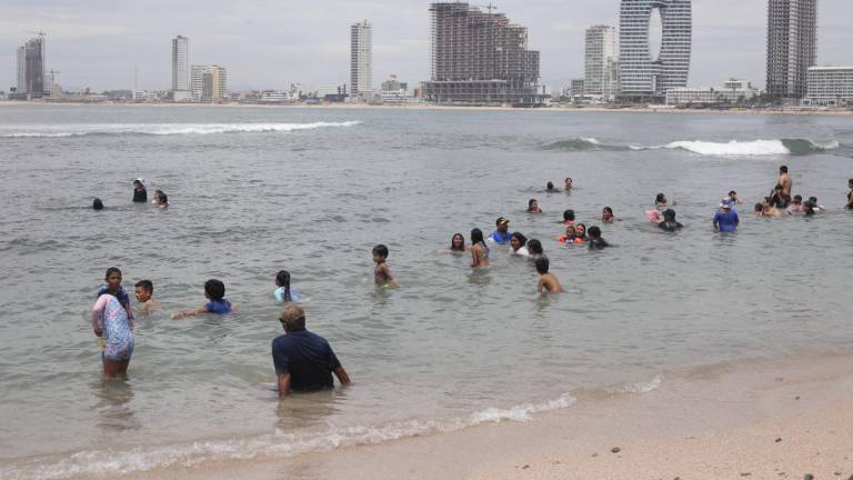 Las zonas de playa para las que se buscará el Acuerdo de Destino serán aquellas certificadas en áreas públicas, siendo mil 350 metros sobre la Avenida del Mar.