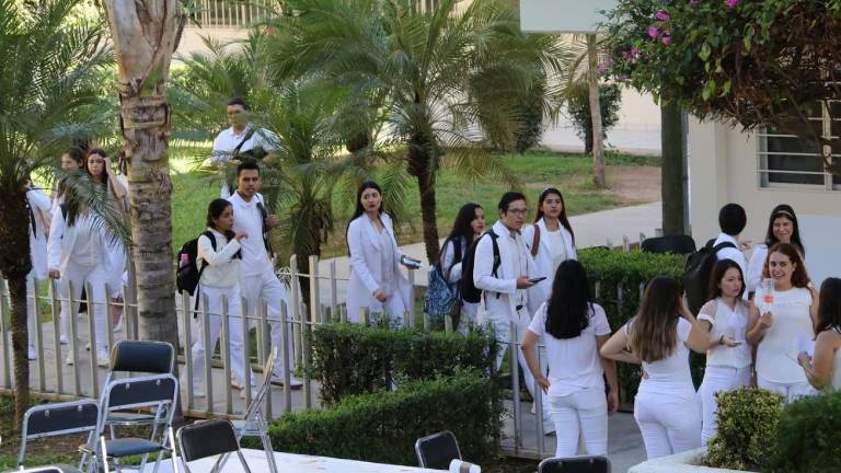 Estudiante de medicina comenta su proceso de ingresar a la universidad.