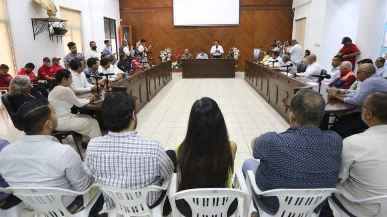 Rinde protesta el Consejo Municipal de Protección Civil de Mazatlán para la temporada de huracanes.