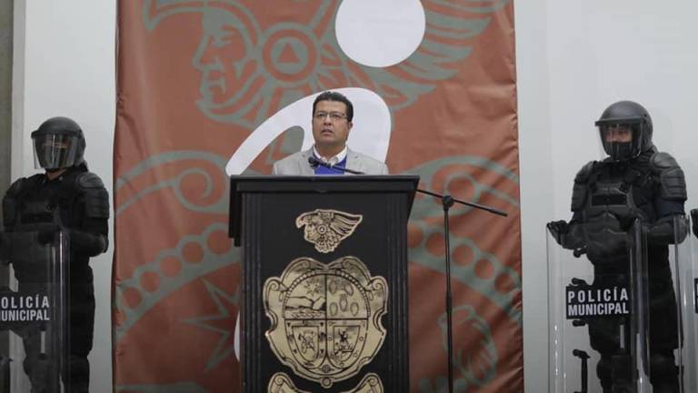Armando Cabada, Alcalde con licencia de Ciudad Juárez que busca ser Diputado federal