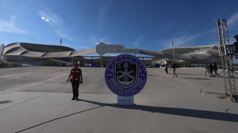 Jugadores de Mazatlán FC encuentran nuevos destinos tras desaparición del club.