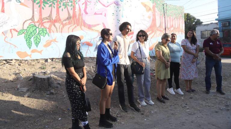 Se inaugura el mural titulado “Manglares” en la Colonia Insurgentes.