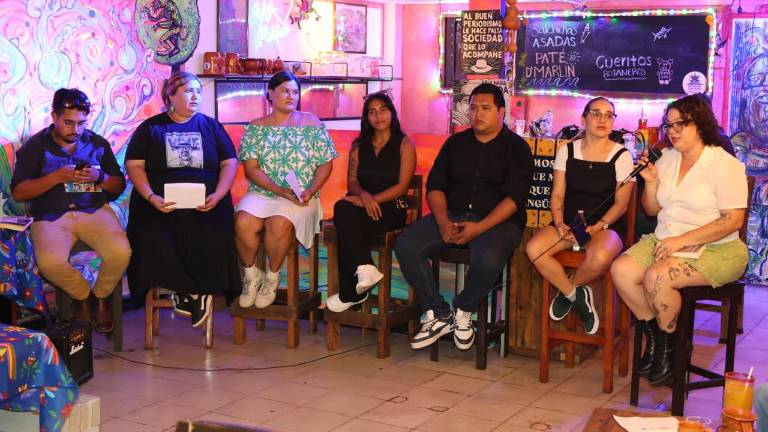 Un conversatorio con jóvenes fue realizado en Mazatlán como parte de las actividades por el noveno aniversario luctuoso del periodista Javier Valdez.