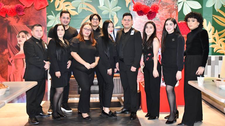 Personal de Cimaco invita al festival de la belleza.