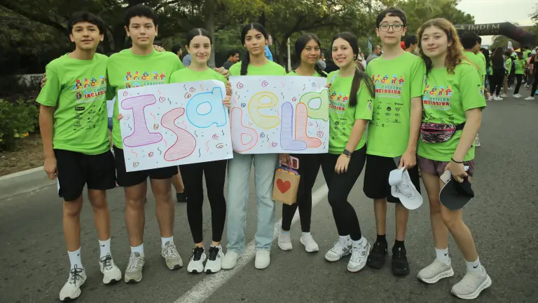 Los Calabacines de apoyo a Isabella.