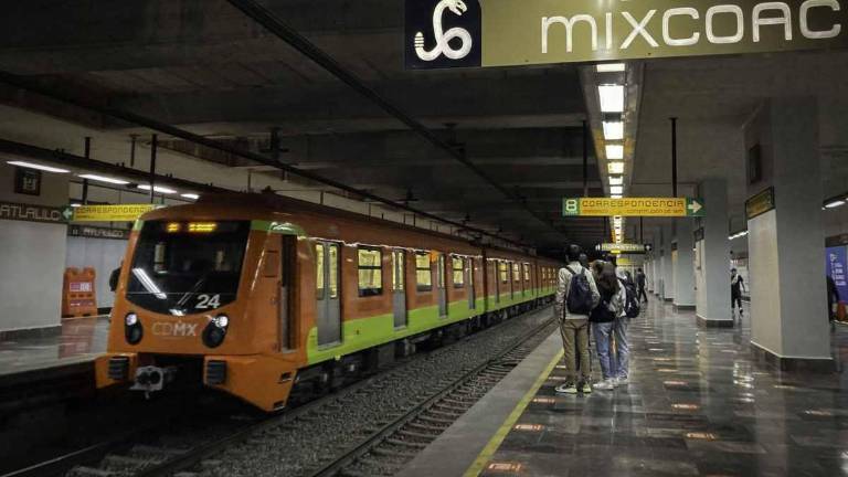 A la fecha, confirmó, aún falta excavar 30 metros que son los que han retrasado la obra.