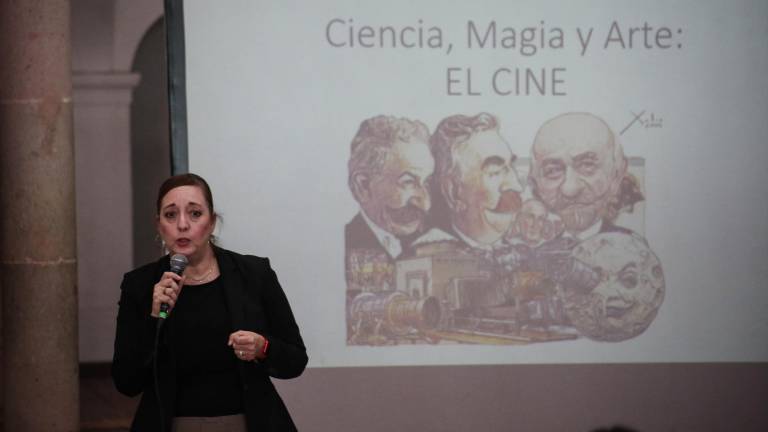 Aborda Dalila Sammanta Rivas la evolución del cine en charla