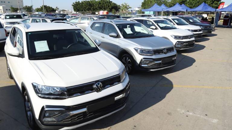 En la Segunda Feria de Seminuevos, los asistentes pueden encontrar autos demo y seminuevos certificados con promociones especiales y entrega inmediata.