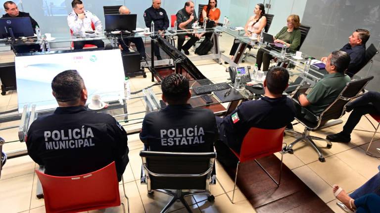 El encuentro lo realizaron en las instalaciones de la Secretaría de Seguridad Pública y fue organizado por la organización Culiacán Participa IAP.