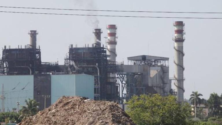 La Central de Ciclo Combinado de la CFE ya está en desarrollo en Mazatlán, informó la Presidenta Claudia Sheinbaum en visita este sábado al puerto.