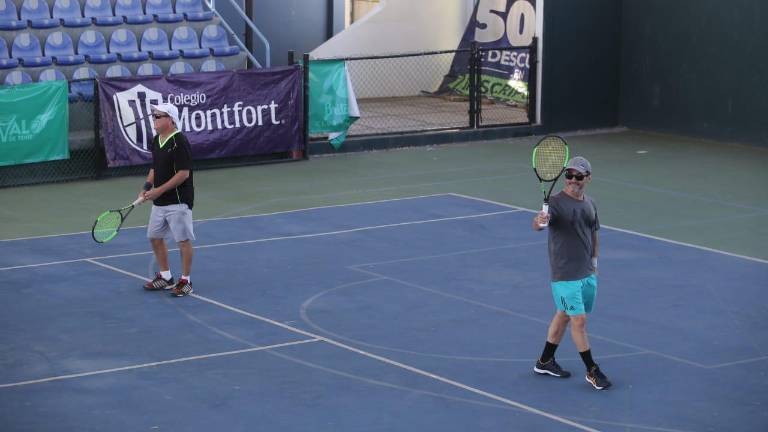 Miguel Chávez y Hugo Medina ganan en la categoría Dobles ‘C’ Varonil.