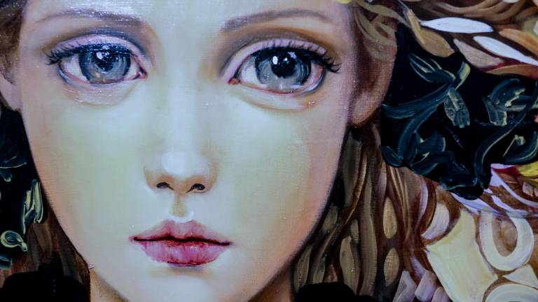 La colección comprende 16 piezas con el tema de la niñez.