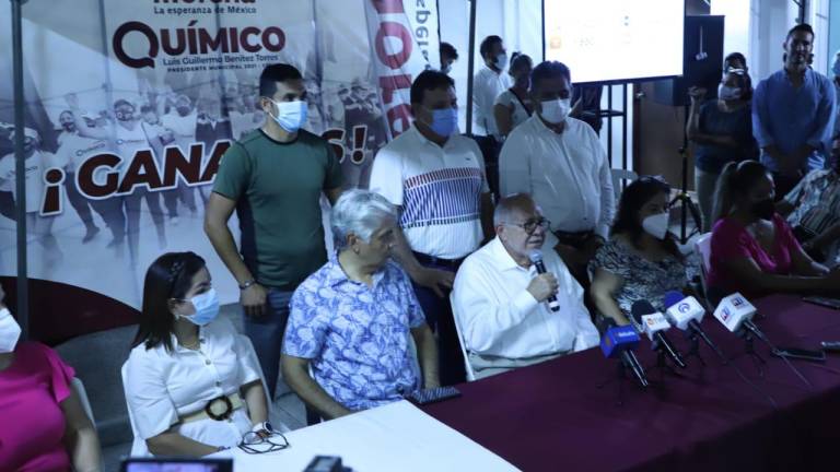 ‘El Químico’ regresa como Alcalde de Mazatlán, pero pide dos días sin goce de sueldo para descansar