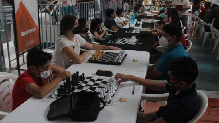 Alrededor de 67 ajedrecistas de diferentes edades y ratings se dieron cita en Plaza Acaya.