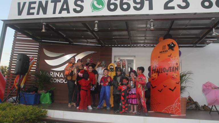 Celebran Halloween en Marina Cerritos Condominios en Mazatlán