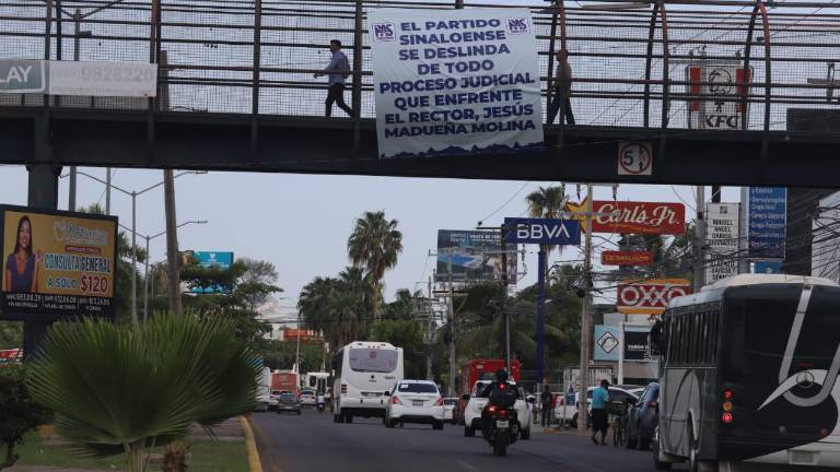 El PAS se deslindó de la autoría de las mantas que aparecieron en diferentes ciudades de Sinaloa.