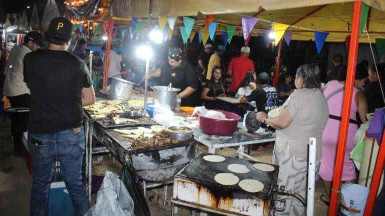 Los negocios que se instalaron en la Feria de la Primavera, en Rosario, reportan ventas de bajas a regulares.