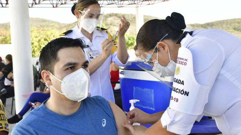La mayoría de las personas hospitalizadas son jóvenes, dice López-Gatell.