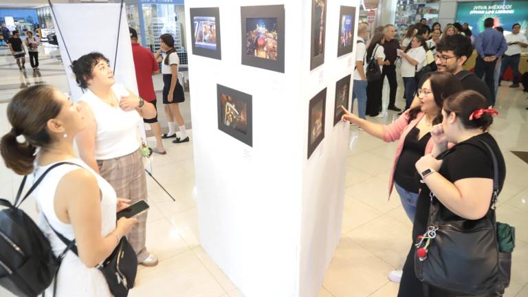 En Gran Plaza Mazatlán inaugura Grupo Noroeste exposición fotográfica por su 52 aniversario.