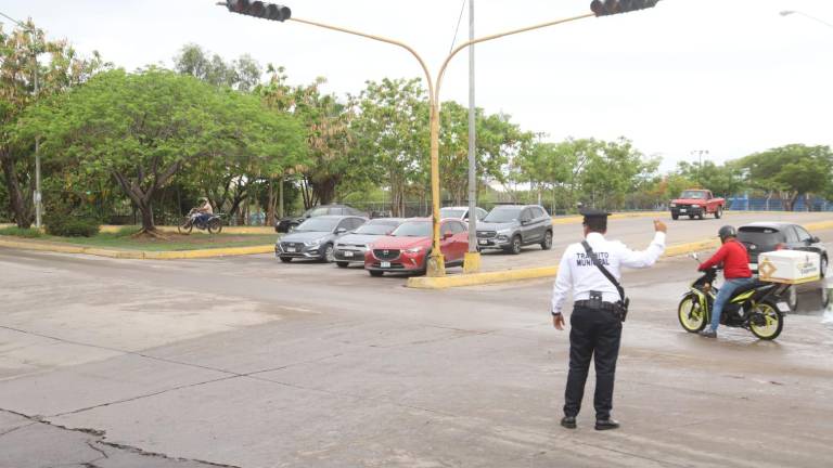 Semáforos de Mazatlán quedan dañados tras las lluvias