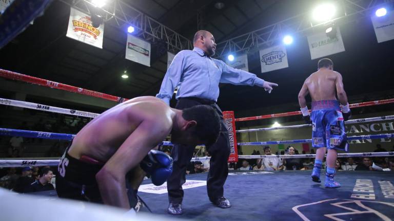 Erwin Ortiz brilla con nocaut en “Guerra en el Ring”.