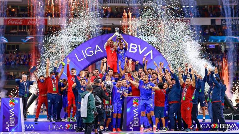 Cruz Azul acabó con su maldición en mayo de 2021, al alzar su ansiada novena estrella de la Liga MX