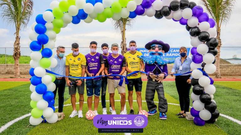 Mazatlán FC inaugura cancha en clínica de rehabilitación Oceánica