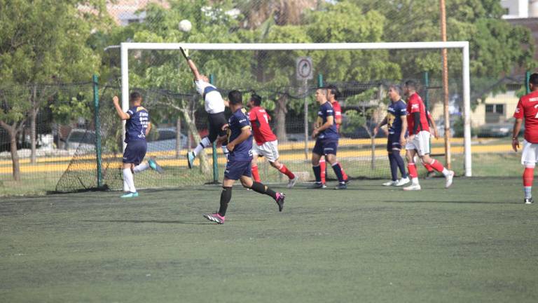 Se disputó la décima jornada de la Liga Superveteranos.