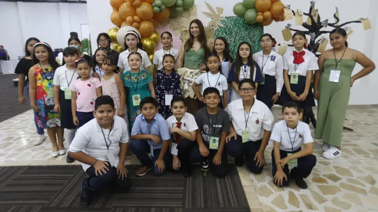 El Encuentro de Lectores con Escritores “Bosque Serendipia”, organizado por la SEPyC promovió el acercamiento de los estudiantes a la literatura como una herramienta para desarrollar la creatividad y el pensamiento crítico.
