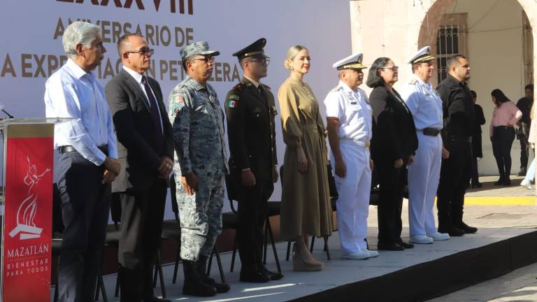 Conmemoración en Mazatlán del aniversario de la Expropiación Petrolera en México.