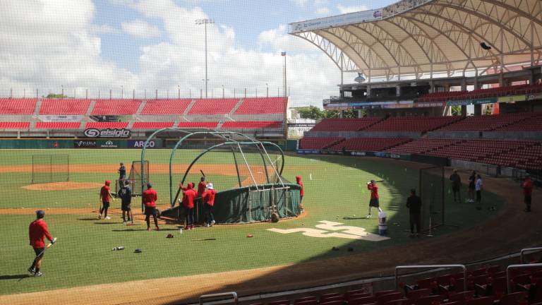 La directiva espera definir en las próximas semanas la cuota de extranjeros que permitirá cubrir más posiciones con jugadores importados.