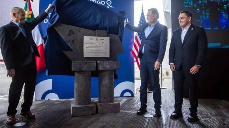 Sheinbaum Pardo afirmó que su Gobierno mantiene una relación institucional favorable con Johnson.
