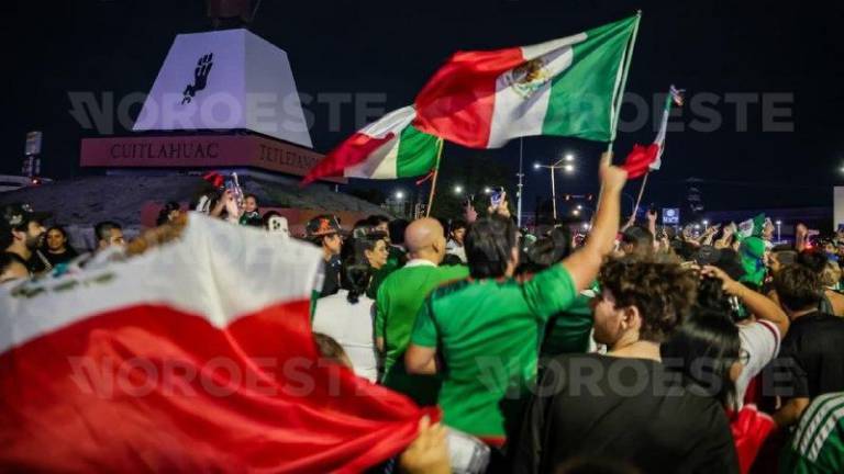 Aficionados celebraron el pase de México; la SSPyTM reportó saldo blanco y sin incidentes.